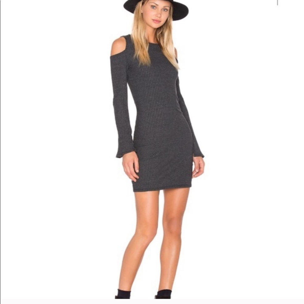 NWT Open Shoulder Dress Revolve- Brand NYTT